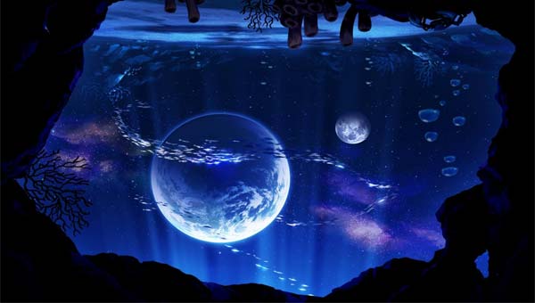 Луна под водой