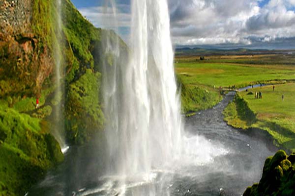 долина гейзеров в Исландии