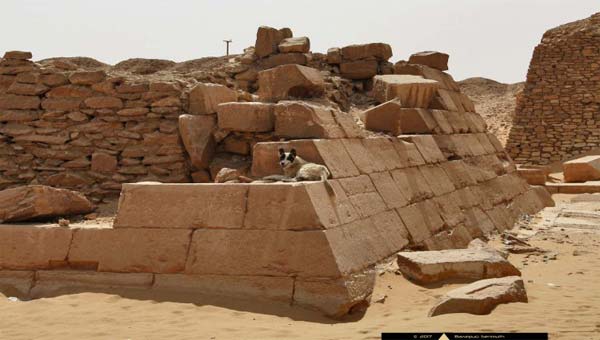 каменная кладка пирамиды