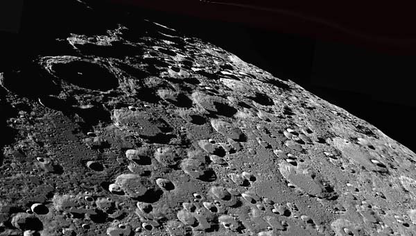 кратеры на поверхности Луны