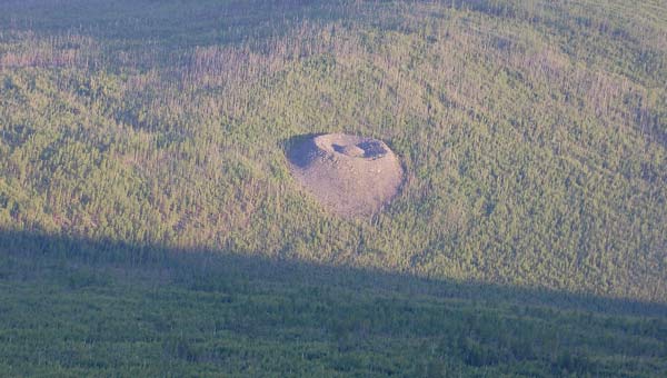 Патомский кратер фото