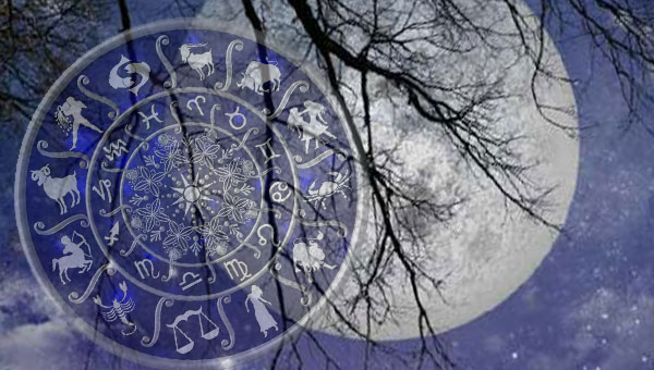 Зодиакальный круг на фоне Луны